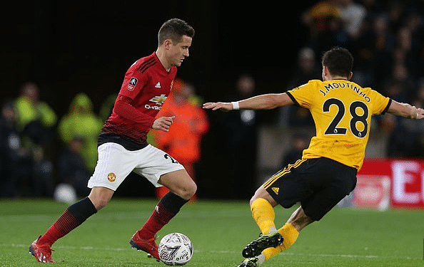 意甲表现上 意甲表现上